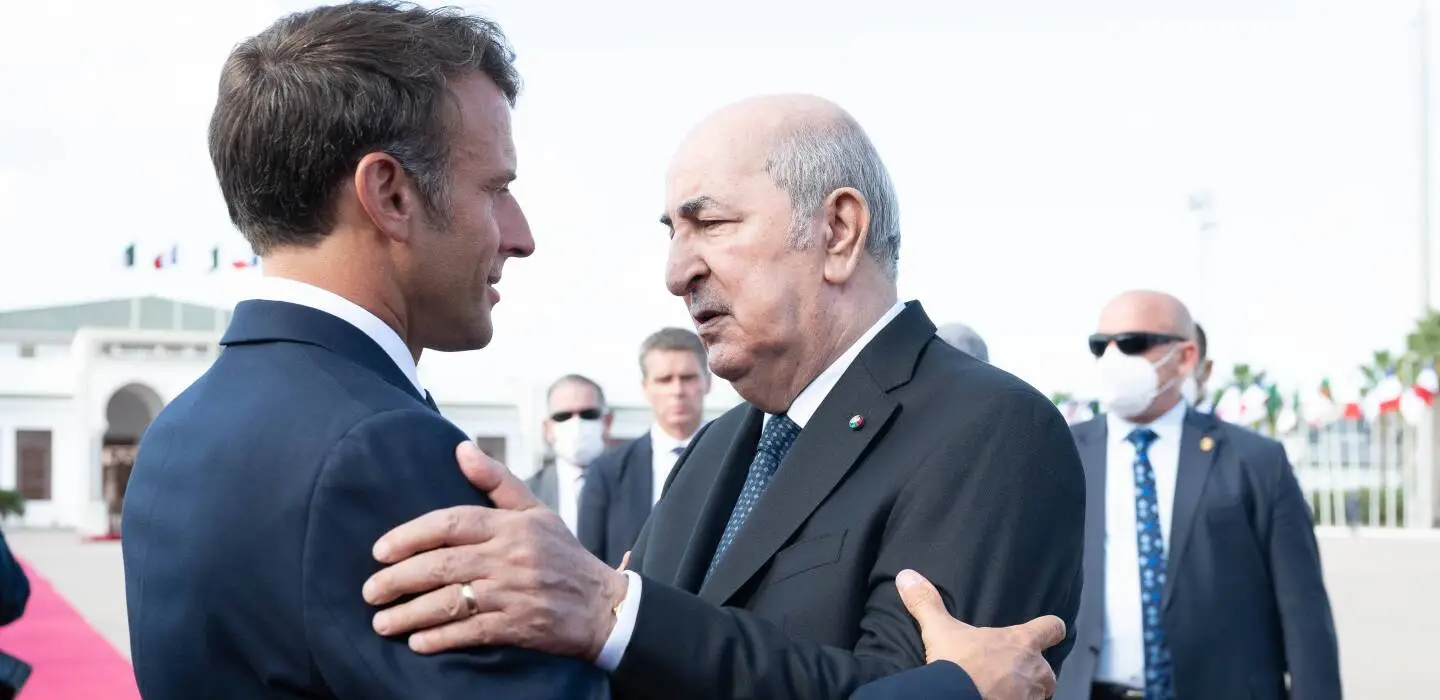 Macron aurait relancé la visite de Tebboune en France