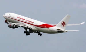 Vol DAH1079 du 7 février 2024 d'Air Algérie (Oran-Lille) dérouté vers Toulouse. Source : Flightradar24