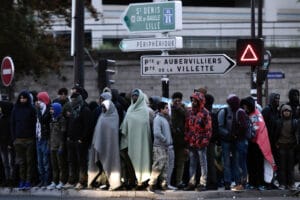 En France, plus de 30% des immigrés touchés par la pauvreté